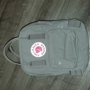 Fjallraven kanken backpack